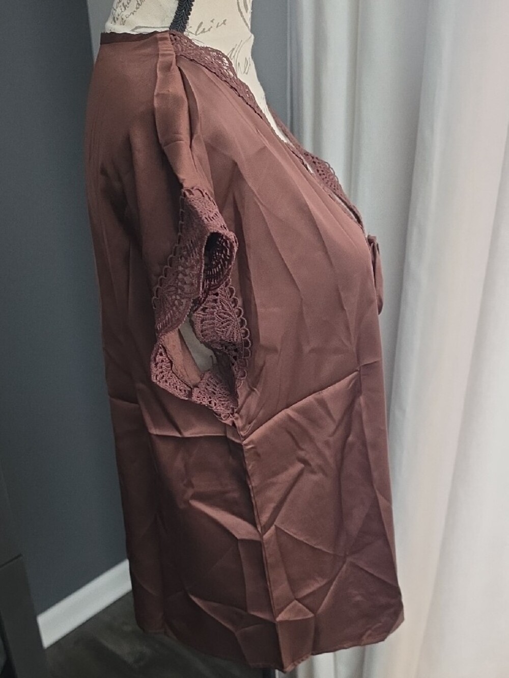 Lace-Trim V-Neck Top in Chocolate - Picture 4 of 8
